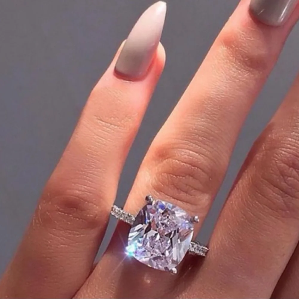 💯 NEW 925 STERLING SILVER DIAMOND HALO RING, CUTE RING, SHINY RING. - Picture 1 of 4